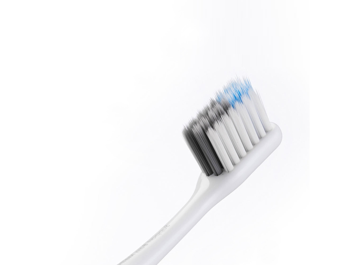 Set De Cepillo De Dientes Doctor B De 4 Piezas Con Cerdas Suaves Para Una Limpieza Profunda Y Estuche De Viaje - Método Bass