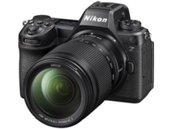 Máquina Fotográfica Reflex NIKON Z6 III 24-200F/4-6.3 (Negro - 24.5 MP - Sensor: Nikon Z - ISO: 100-64000)