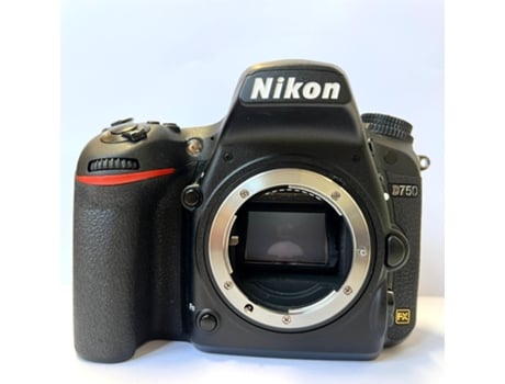 Máquina Fotográfica DSLR Nikon D750 Usada
