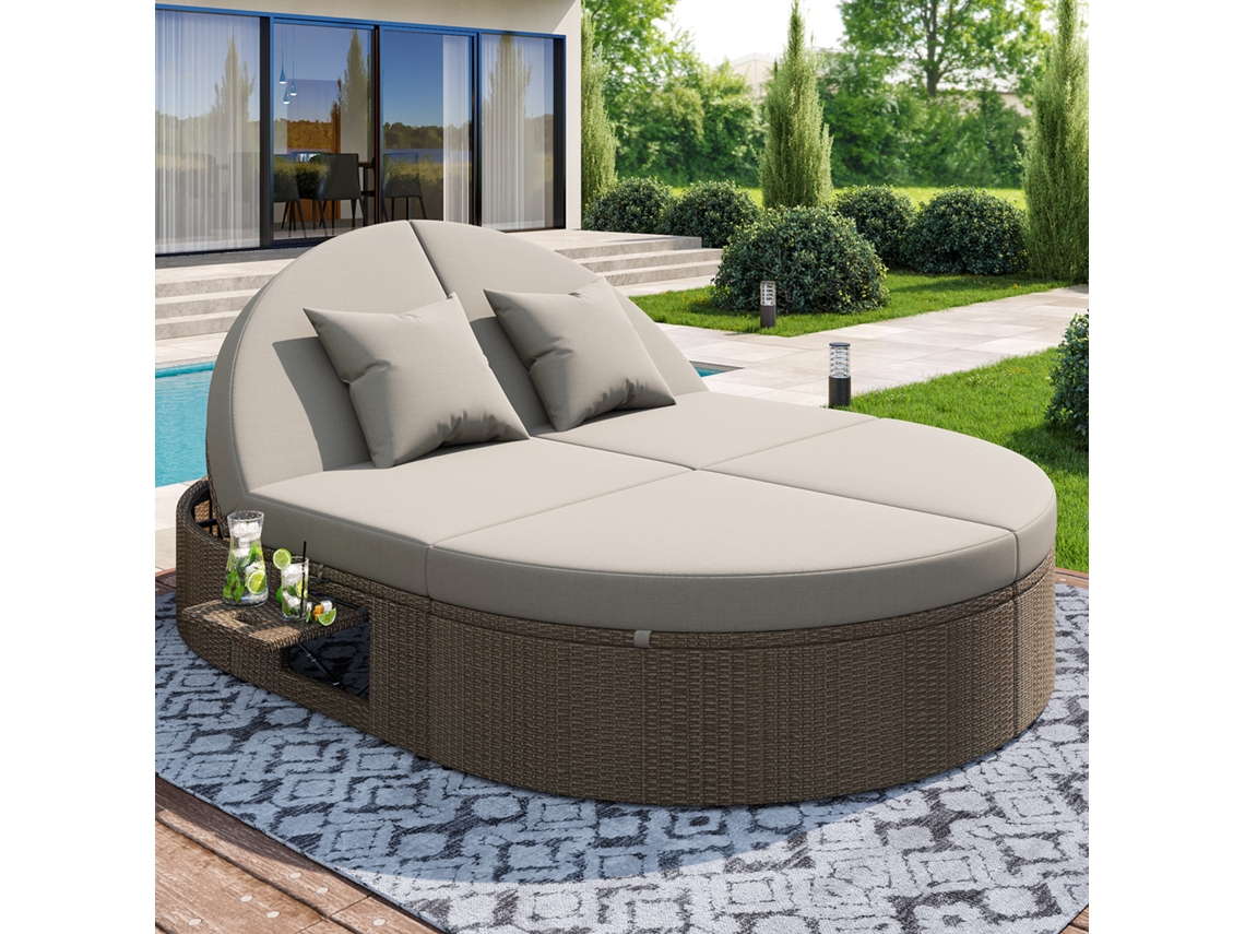 Tumbona Doble De Mimbre Con Estante Lateral Y Mesa Plegable.