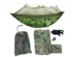 Hamaca portátil de camping con mosquitera, estampado de camuflaje.