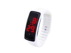 Reloj electrónico infantil con correa de silicona y pantalla digital LED.