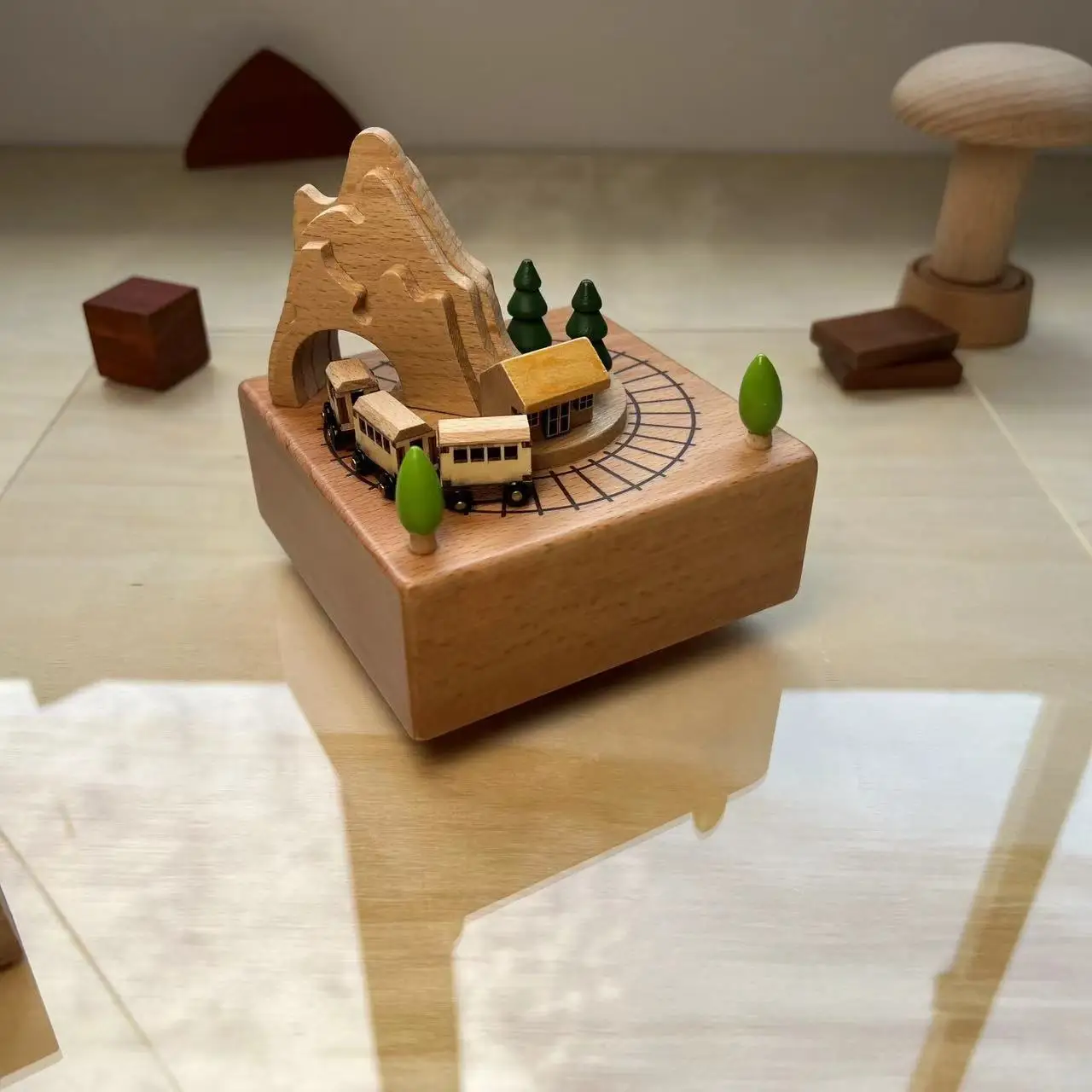 (estilo 1) Caja De Música Giratoria De Madera Hecha A Mano, Que Puede Usarse Como Decoración De Escritorio En El Hogar, Regalo Perfecto.