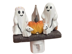 Luz nocturna de Halloween 2024 con efecto de hoguera fantasma y luz intermitente, Rosewell.