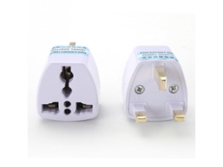 Adaptador de Enchufe EU / EUA / AU para UK (Blanco)