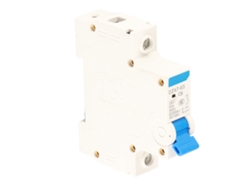 Disyuntor Miniatura Dz47-63 1p 230v 6a Para Sistemas De Generación De Energía Pequeños.