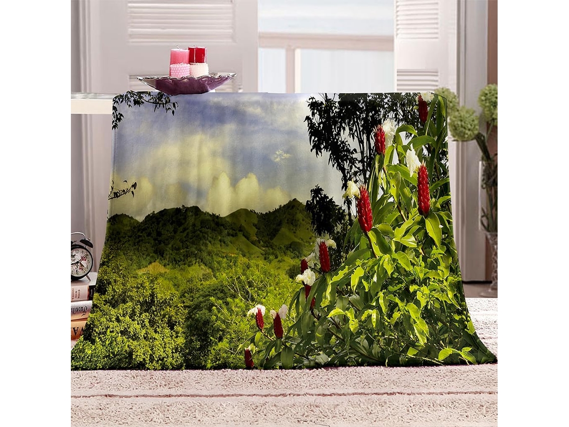 Manta con estampado de bosque verde sobre fondo de microfibra, 80x150cm