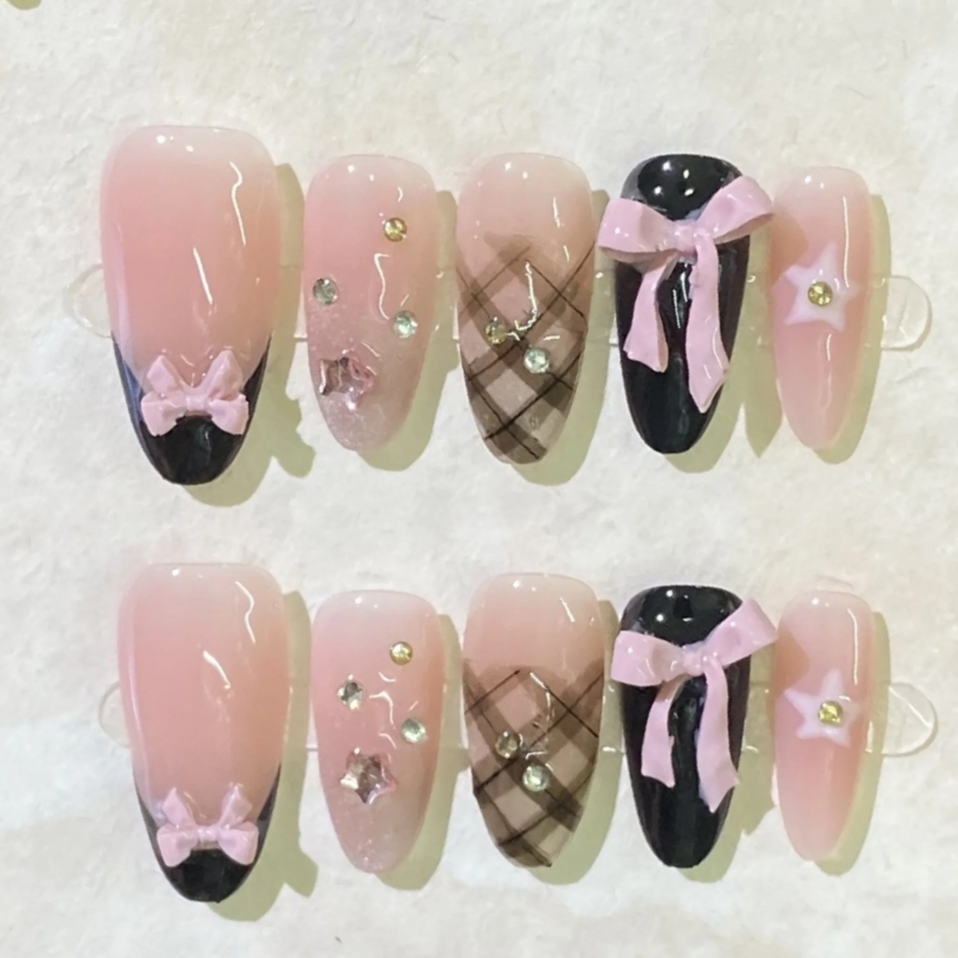 (509 -m) Paquete De 10 Pegatinas Para Uñas Hechas A Mano, Uñas Postizas Ovaladas De Longitud Media.