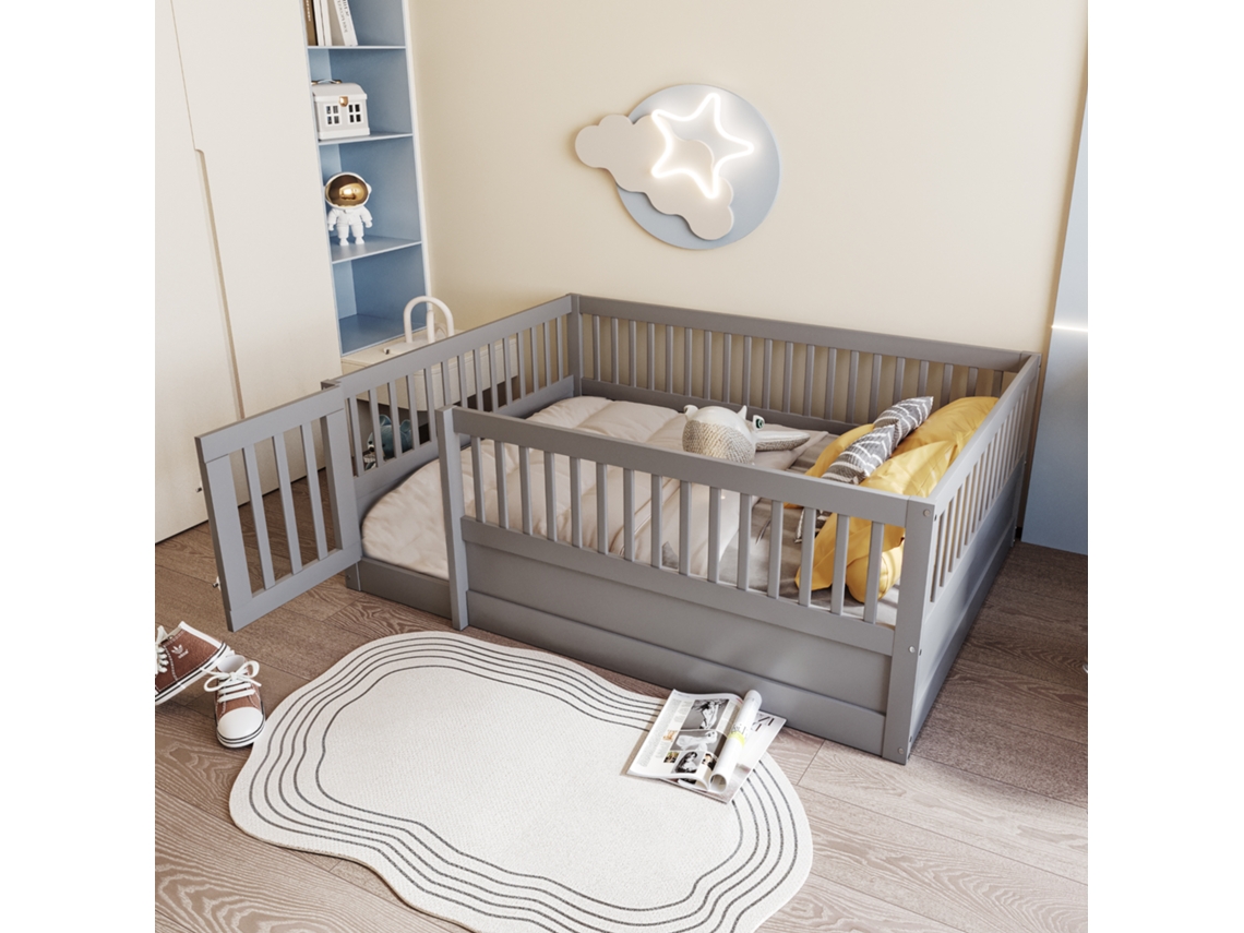 Cama Infantil De 140x200 Cm, De Madera Gris Con Barandillas Y Puerta.