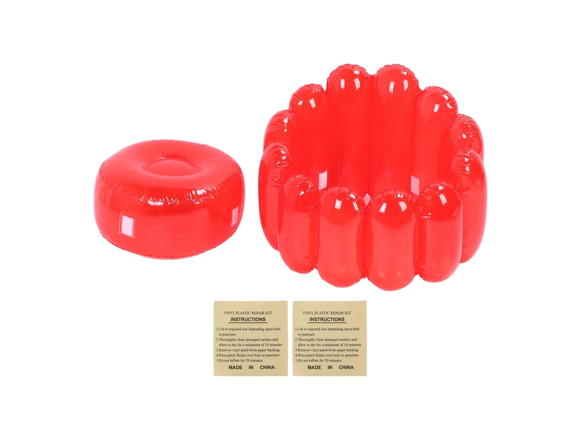 Sofá hinchable portátil, transparente, rojo caramelo, para uso exterior.