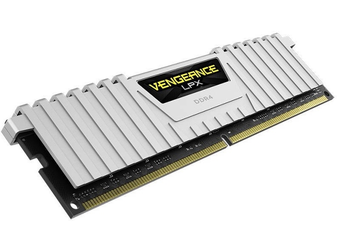 Memoria RAM DDR4 CORSAIR CMK16GX4M2D3000C16W (2 x 8 GB - 3000 MHz - CL 16 - Blanco)