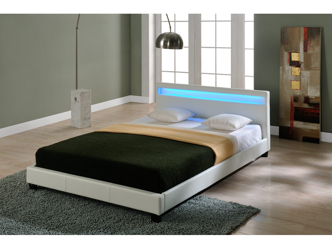 Cama de matrimonio CORIUM (210 x 169 x 78 cm - Piel sintética - Blanco)
