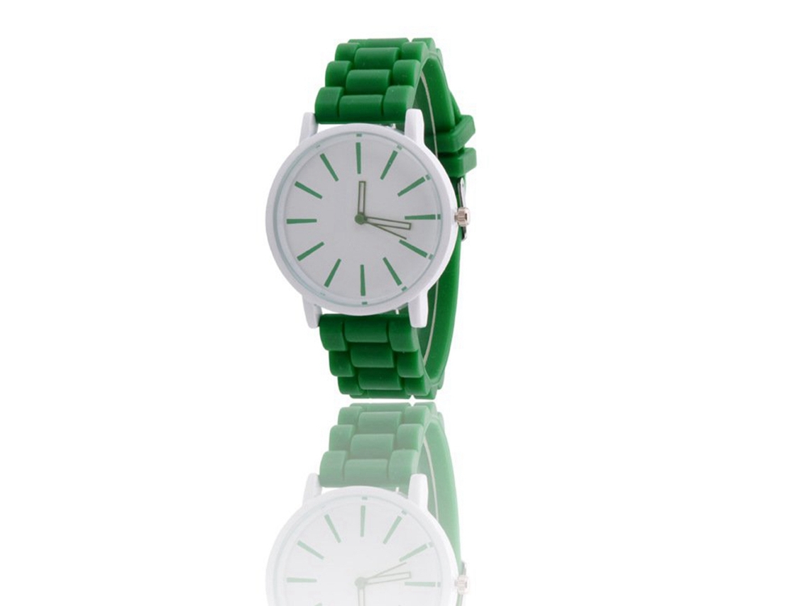 Elegante Reloj De Pulsera Para Parejas Con Manecillas Huecas Y Correa De Silicona Verde.