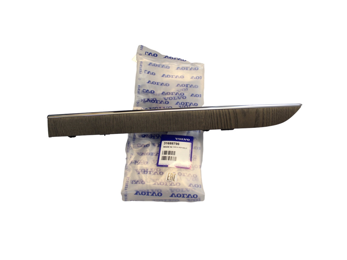 Embellecedor de la guantera del panel de instrumentos del Volvo XC90 II, pieza original 31688796.