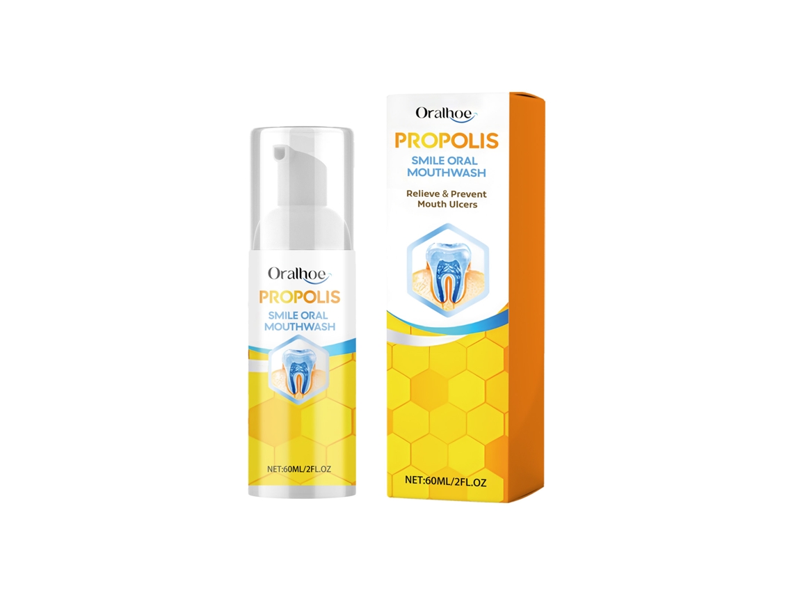 La espuma limpiadora bucal Oralhoe Propolis elimina las manchas y refresca.