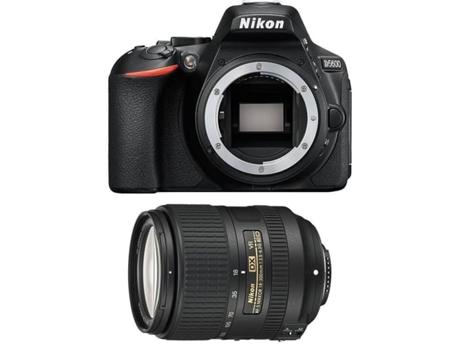 Kit Cámara Réflex NIKON D5600 + 18-300 f/3.5-6.3 VR