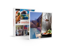 Caja Regalo SMARTBOX 1 noche en hotel de 4* y cena gourmet con botella de vino