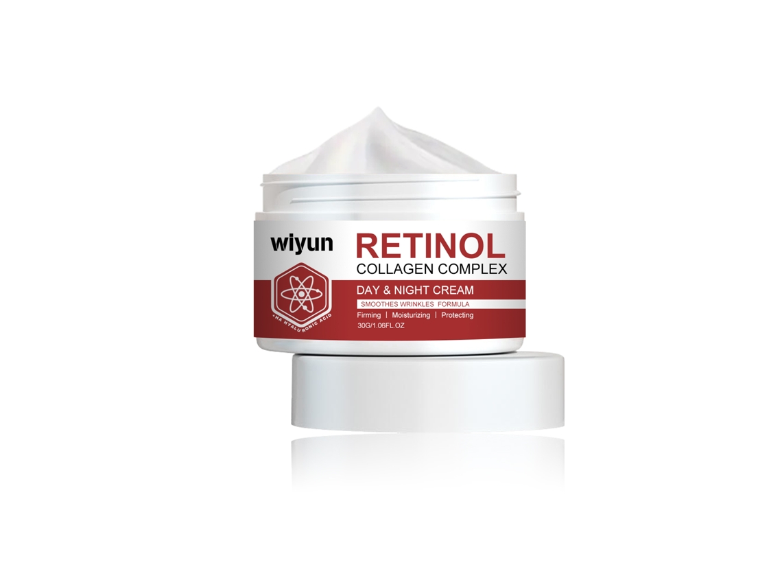 Crema antiarrugas con retinol.