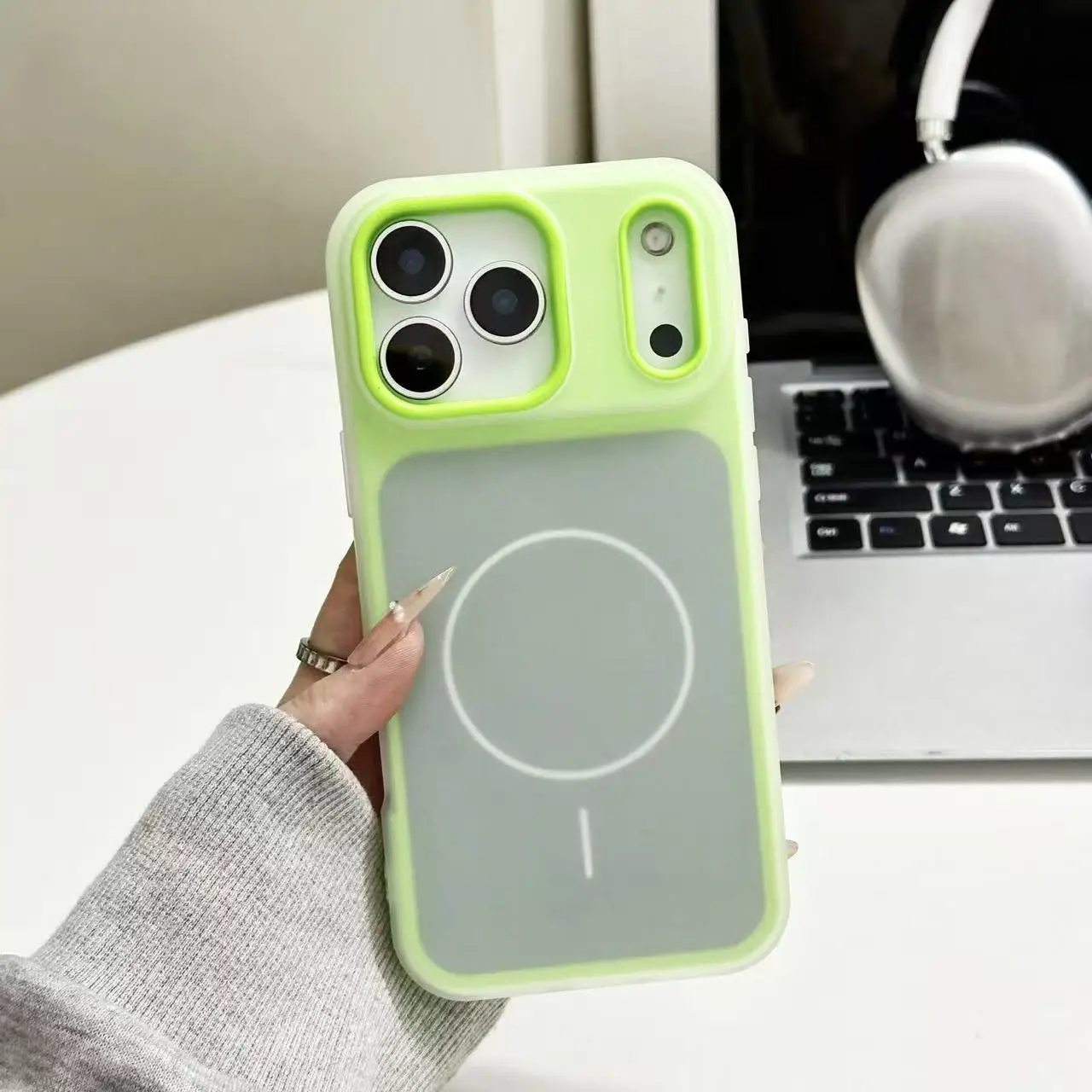 (iphone 11 Verde) Funda Magnética 2 En 1 Para Teléfono, Compatible Con Carga Inalámbrica Magsafe, Acabado Mate.