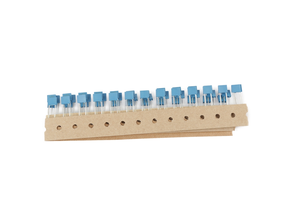 Condensador Mkt Metalizado Poliéster 0.1uf 100v J ±5% Caja 50 Piezas B32529c