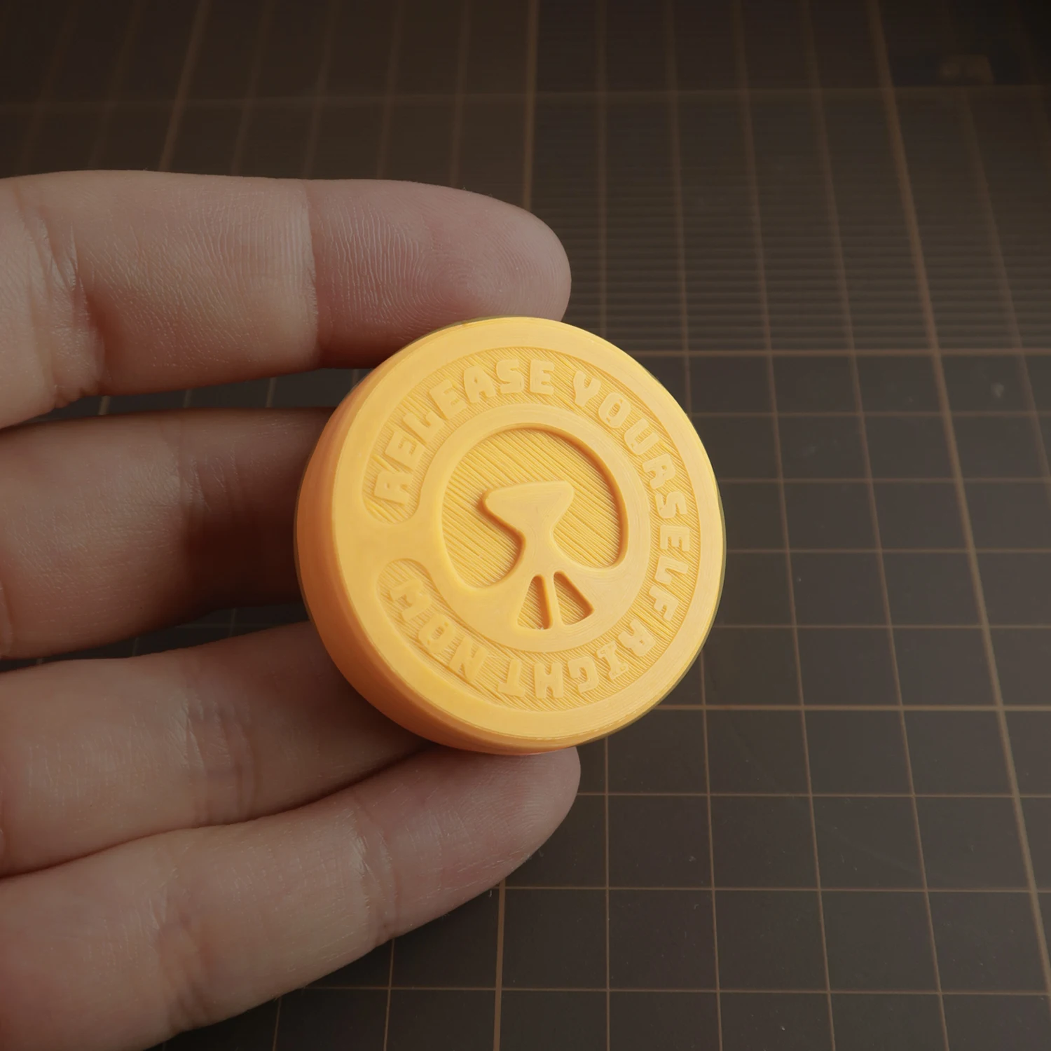 Empujador De Monedas Táctil Magnético (amarillo), Empujador De Monedas, Empujador De Tarjetas, Juguete Antiestrés
