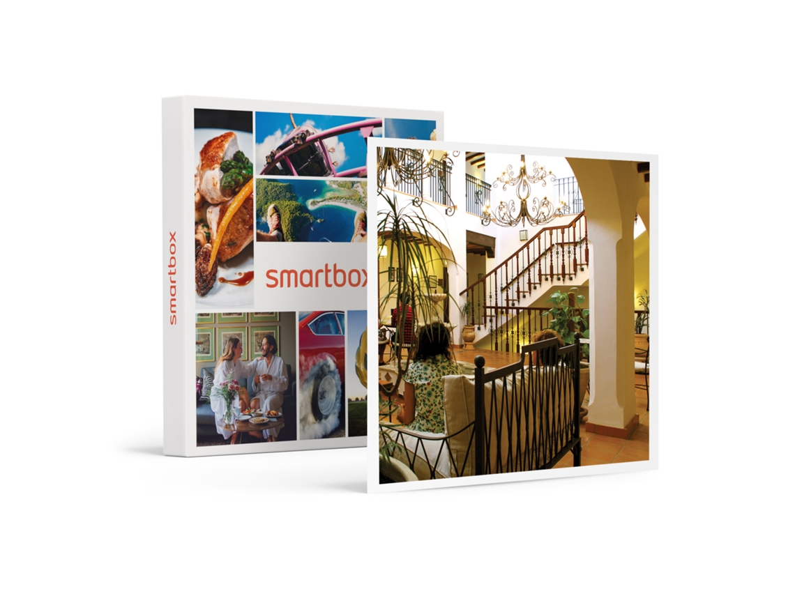 Caja Regalo SMARTBOX ¡Entre olivares! 1 noche con cena en el Hotel Huerta de las Palomas 4*