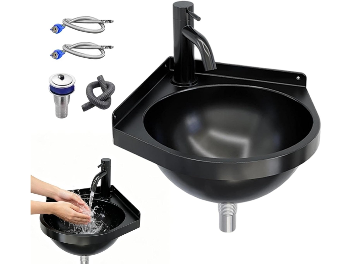 Grifo Triangular En Ángulo. Un Pequeño Lavabo De Baño Semicircular Con