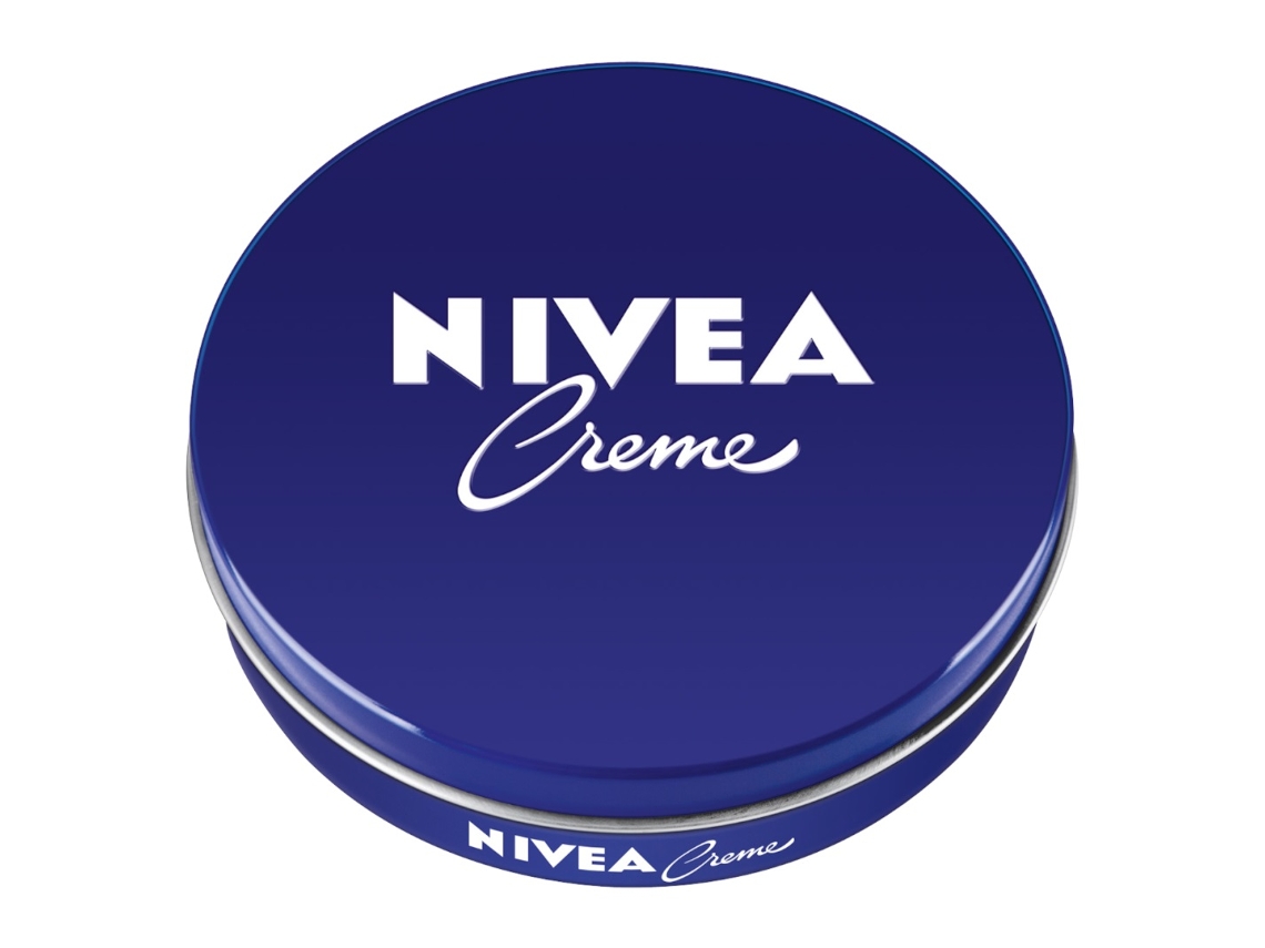Crema hidratante clásica Nivea en lata de 150 ml