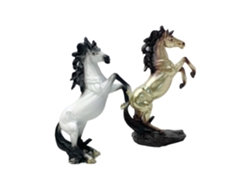Escultura de carreras de caballos de resina 3D para decoración del hogar y regalos corporativos.
