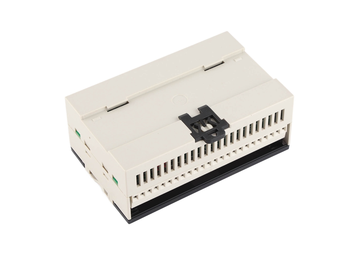 Controlador programable con puerto Ethernet analógico y relé