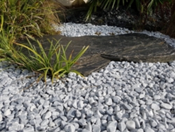 Saco grande de cantera pulida azul grisácea premium de 1.000 kg / 24 canteras de 40 mm El Cerro