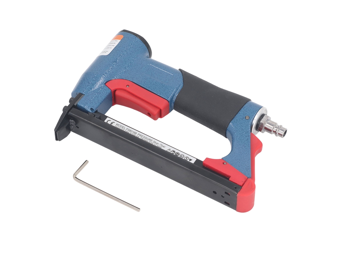 Engrapadora Neumática Calibre 21, Capacidad Para 140 Grapas, Para Carpintería Y Tapicería, De 1/4 Pulg. A 5/8 Pulg.