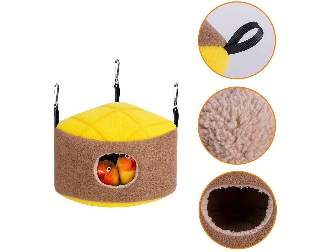 Un Acogedor Nido De Felpa, Especialmente Diseñado Para Pájaros Pequeños, Con Una Jaula Colgante Y Un Cojín Suave Y Ergonómico Para Uso Diari