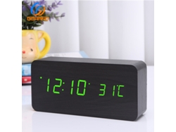 Reloj digital de madera, recargable y silencioso. Triple alarma con indicador de hora, cierre y temperatura. Madera negra con caracteres verdes. Sfushos