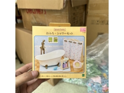 Muñeca de anime para guardería, escuela primaria feliz, castillo arcoíris, autobús escolar, casa del árbol, juguetes Mdug