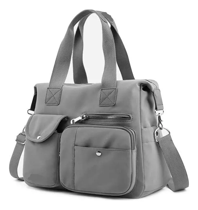 Mochila multifunción impermeable y antirrobo para mujer.
