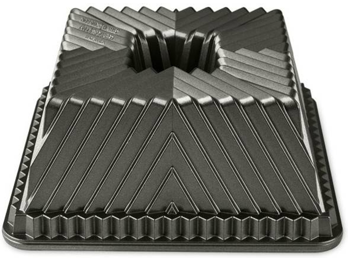 Molde Bundt Cuadrado NORDIC WARE Dorado