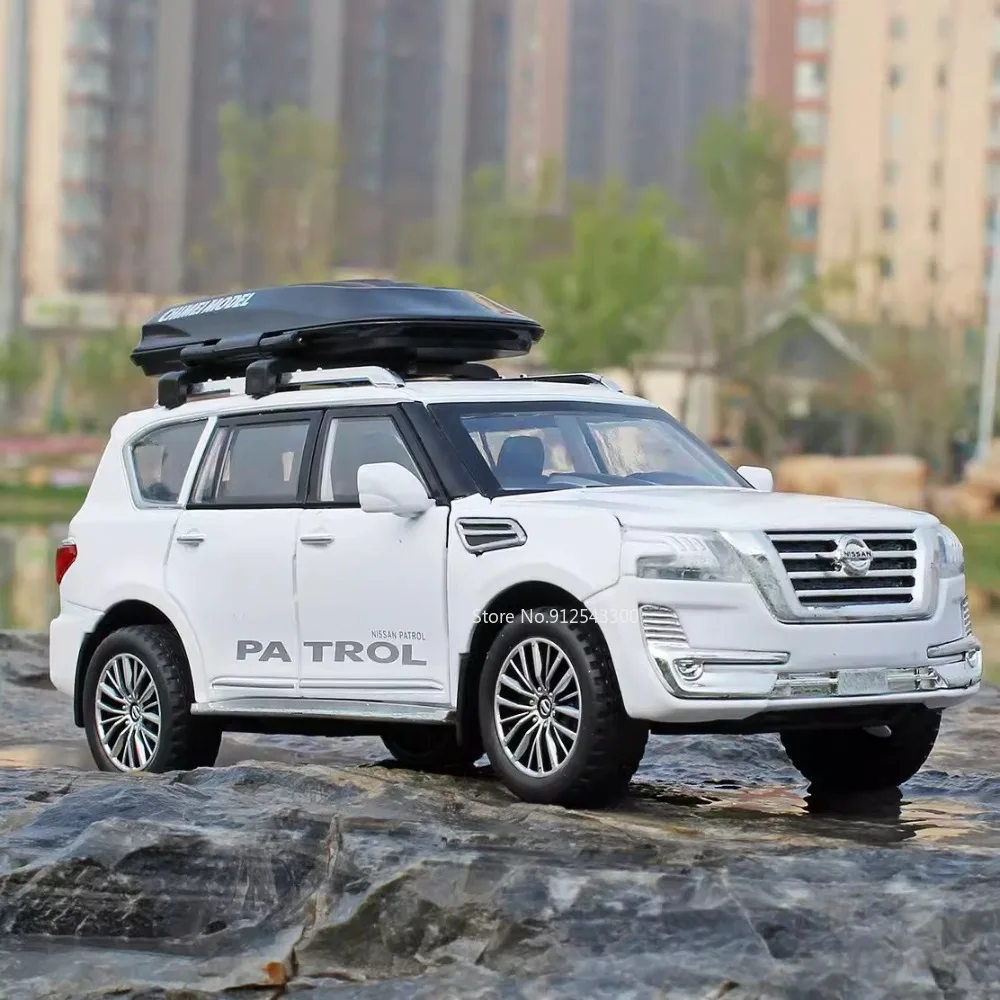 Coche de metal fundido a presión (blanco) a escala 1/32 - Sonido y luz simulados - Juguete