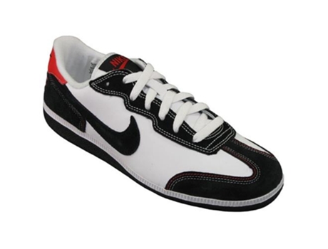 Zapatillas Deportivas NIKE Postmatch Premier Gs (Negro, Blanco - Material Sintético - 37,5)