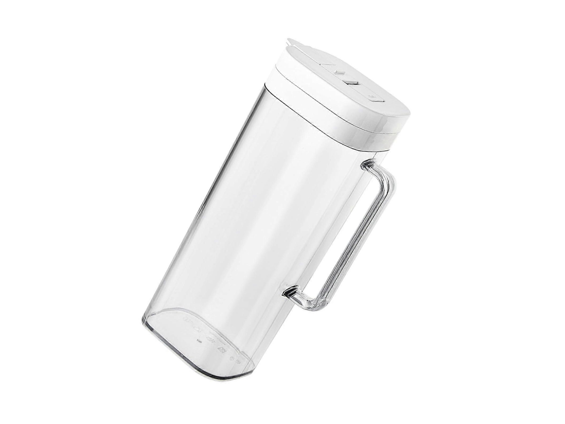 Jarra de agua de gran capacidad (2 litros) con tapa, fabricada en plástico resistente al calor, ideal para bebidas frías.