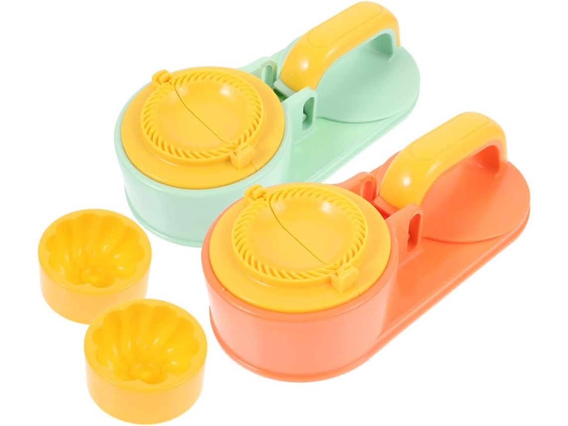 Utensílio De Cozinha: Proporciona Mais Praticidade Ao Preparar Massas Para Guiogi. Uma Ferramenta Para