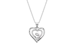 Collar Está Elaborado En Plata De Ley 925. El Colgante En Forma De Corazón, Adornado Con Circonitas Cúbicas, Presenta La Ilustración De Una