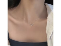 (oro Blanco) Plata De Ley S925, Collar De Mariposa De Oro De Quilates, Diseño Sofisticado, Lujo Discreto, Versátil, Brillo Etéreo.