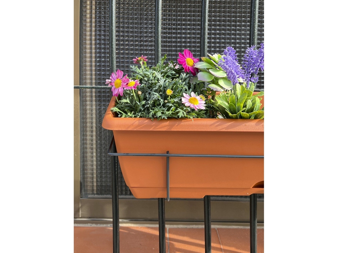 Jardinera De Balcón Con Plato Y Soporte Metálico Incorporado | Macetero Balconero De Plástico Para Colgar Teja 60 Cm