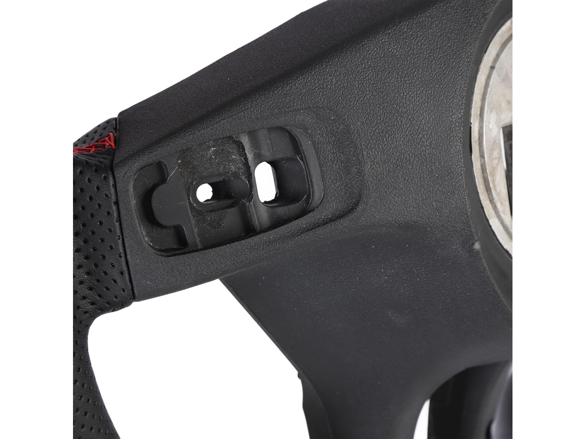 Volante Negro De Fibra De Carbono Perforada Con Costuras Rojas Y Diseño Finger Racing Para P703 2024