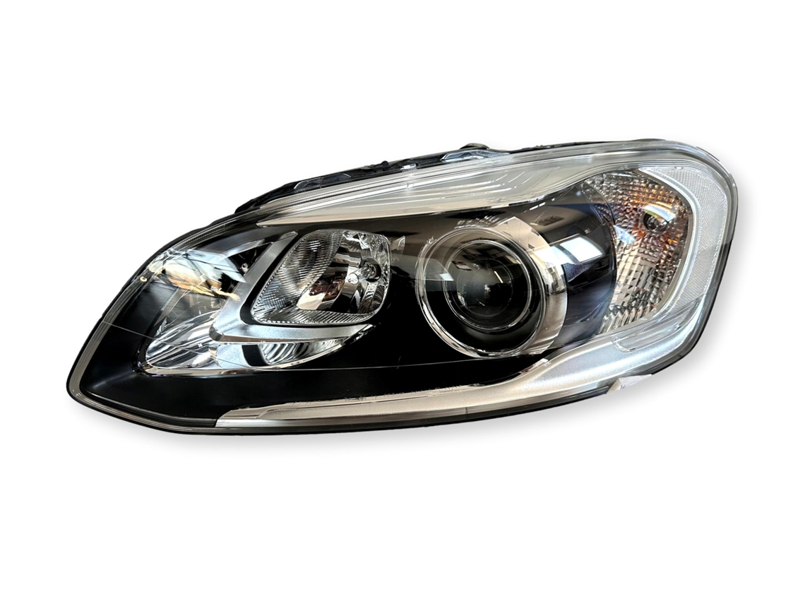 Faro delantero izquierdo Volvo XC60 I Xenon Torsion AHB/ABL OE 31698808