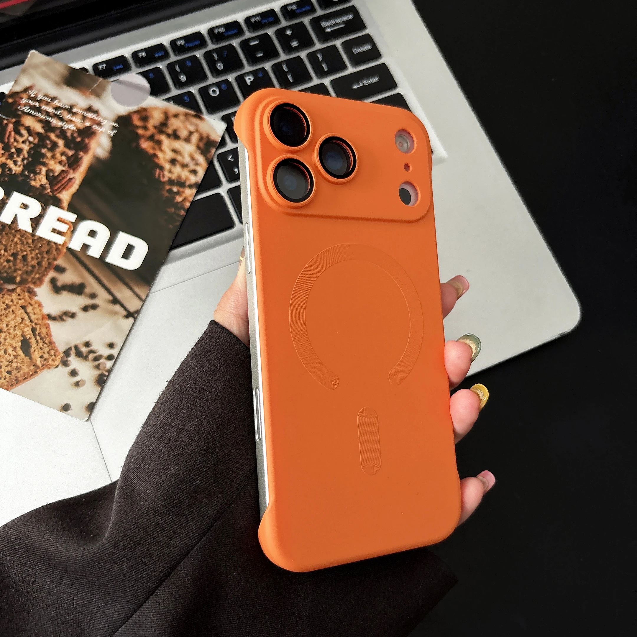 (iphone 14 Plus, Naranja) Funda Protectora Magnética Ultrafina Para Iphone, Compatible Con Carga Magsafe.