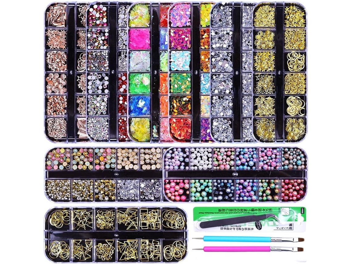 Juego De 13 Adornos Para Uñas Que Incluye Formas Planas Surtidas Y Accesorios.