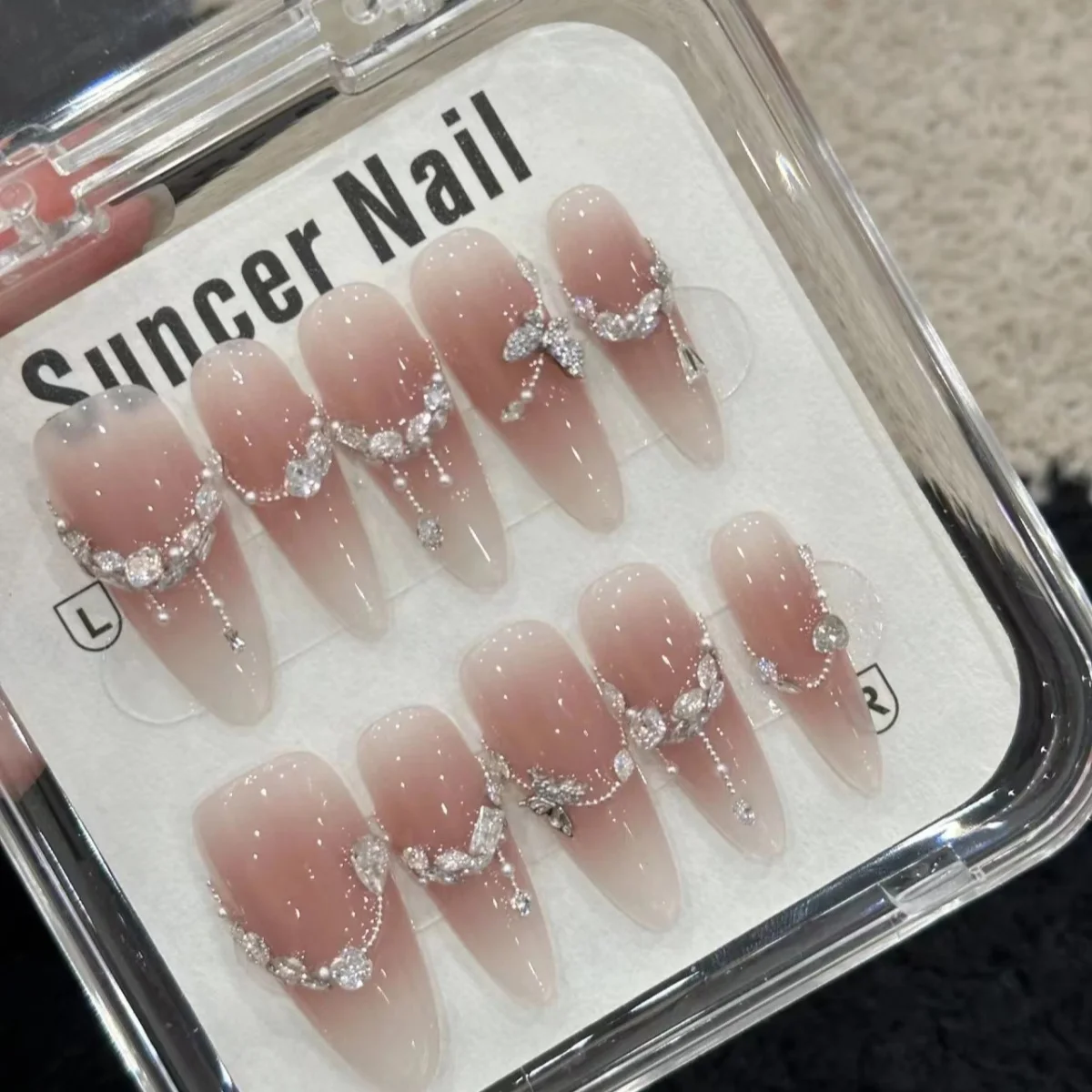 (m)10 Piezas De Pegatinas De Uñas Postizas Doradas Con Forma De Ojo De Gato Hechas A Mano, Que Se Pueden Incrustar Con Diamantes De Imitación.