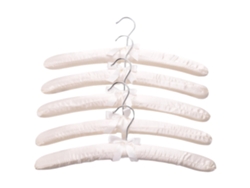 JILLIOPER Perchas de satén, suaves y acolchadas para ropa con marco de madera resistente y diseño decorado, perchas de seda acolchadas con gancho giratorio para